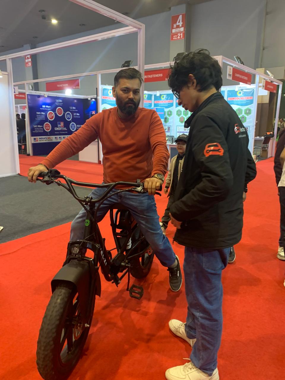 doddle-e-bike-college-commute-ev-cycle-delhi