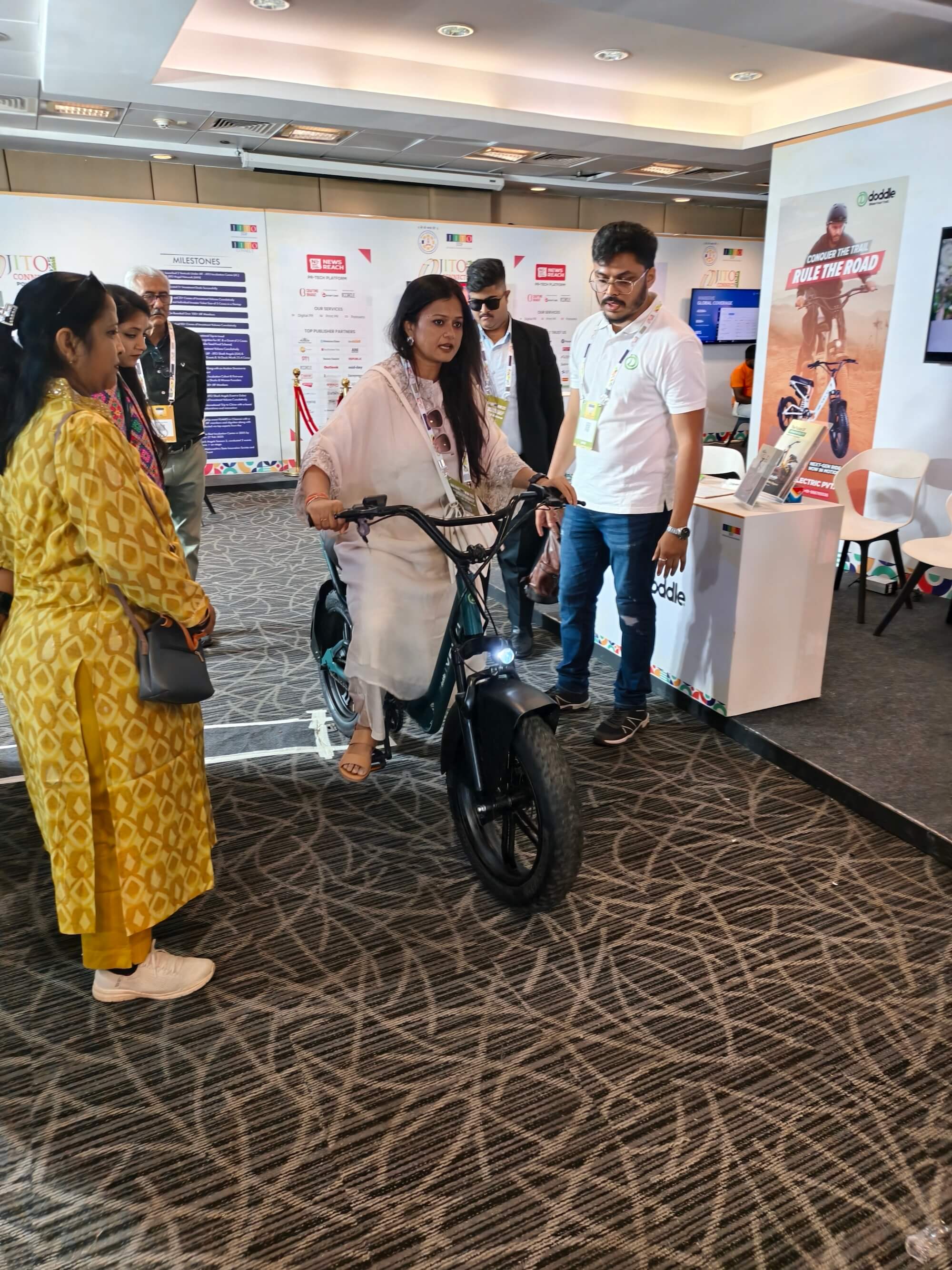 doddle-electric-bicycle-safe-daily-commute-girls