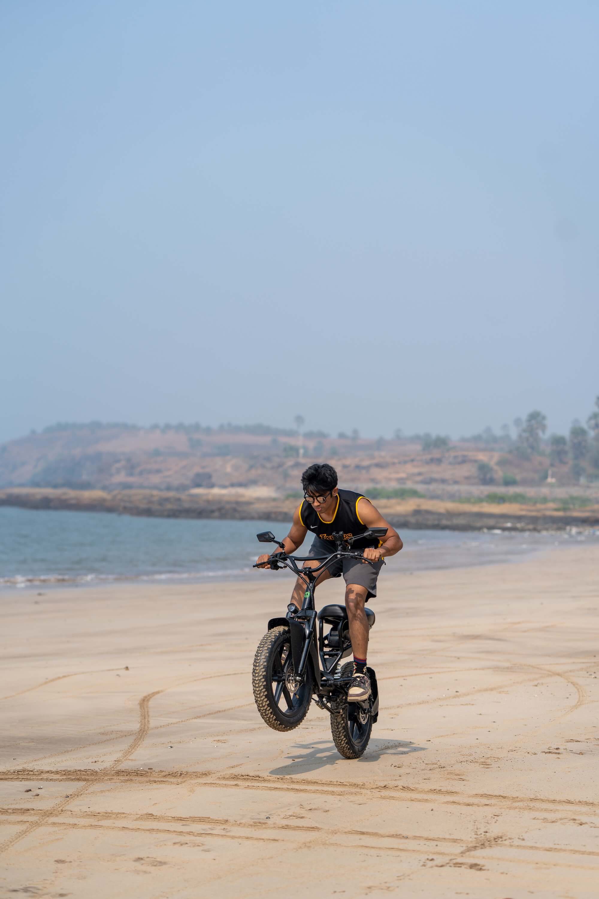 velzi-e-bike-affordable-ev-cycle